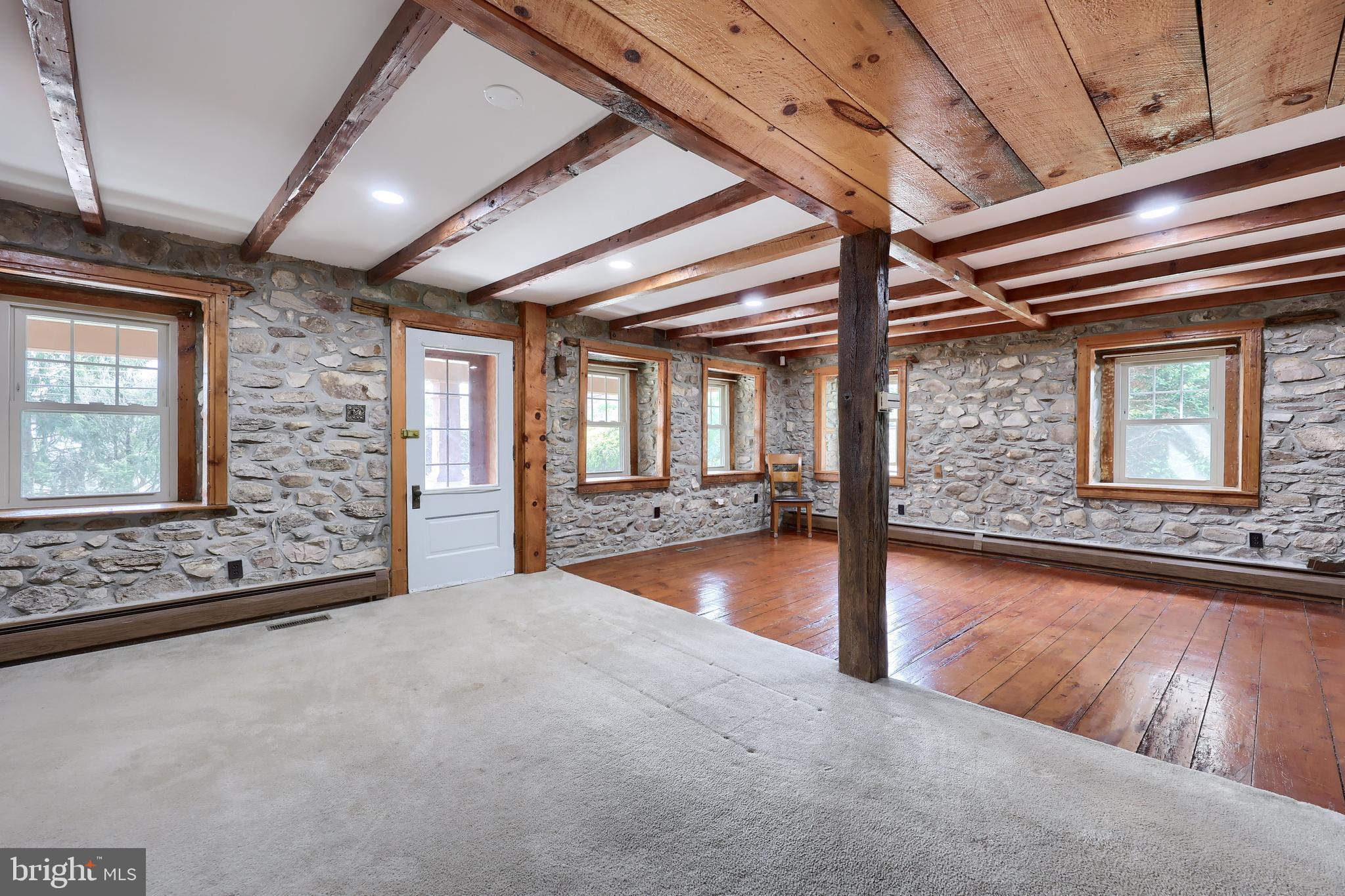 BREEZY MEADOWS - Residential