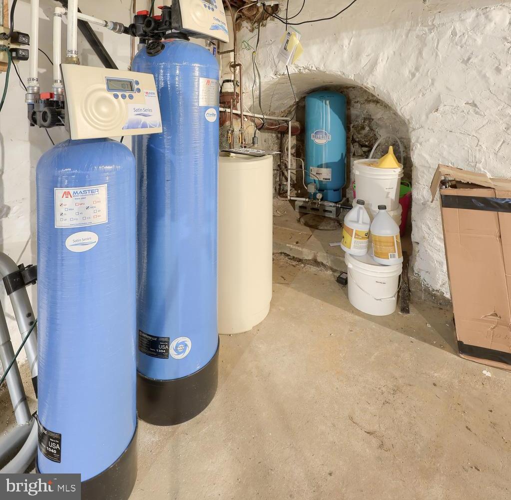 BREEZY MEADOWS - Residential