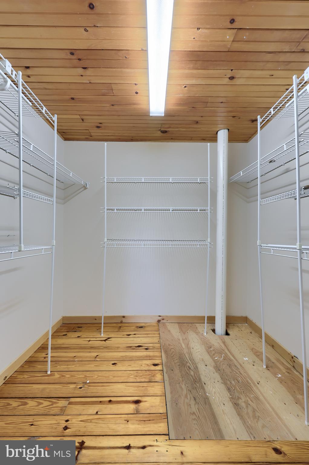 BREEZY MEADOWS - Residential