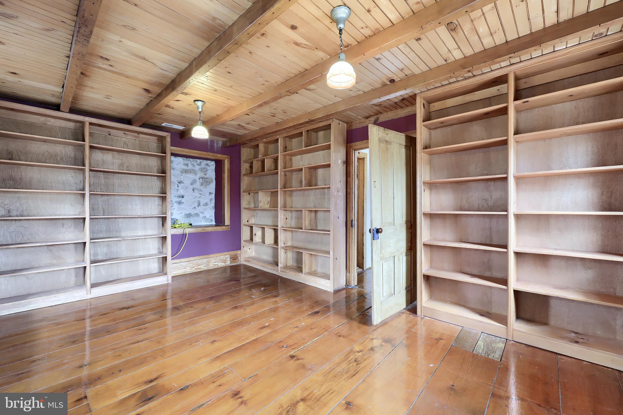 BREEZY MEADOWS - Residential