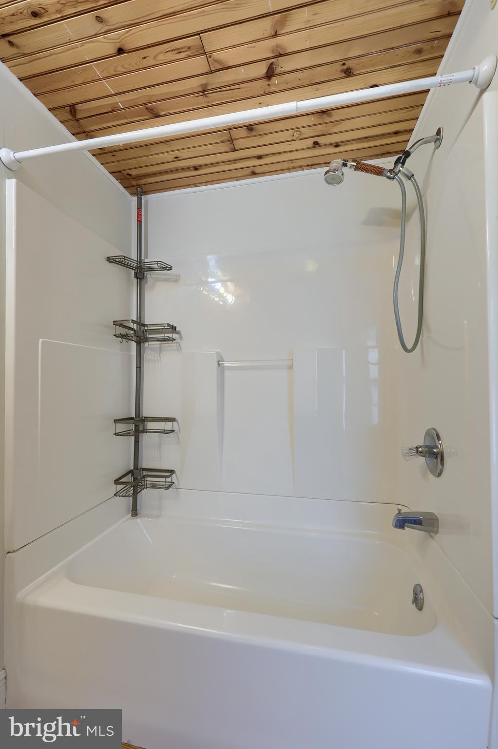 BREEZY MEADOWS - Residential