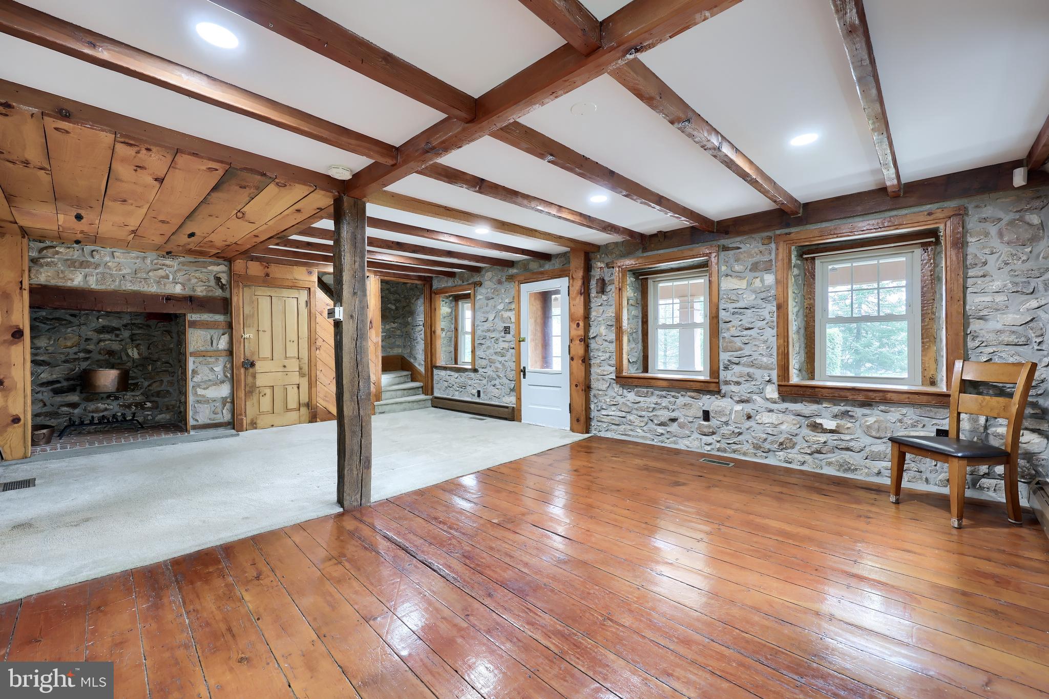 BREEZY MEADOWS - Residential