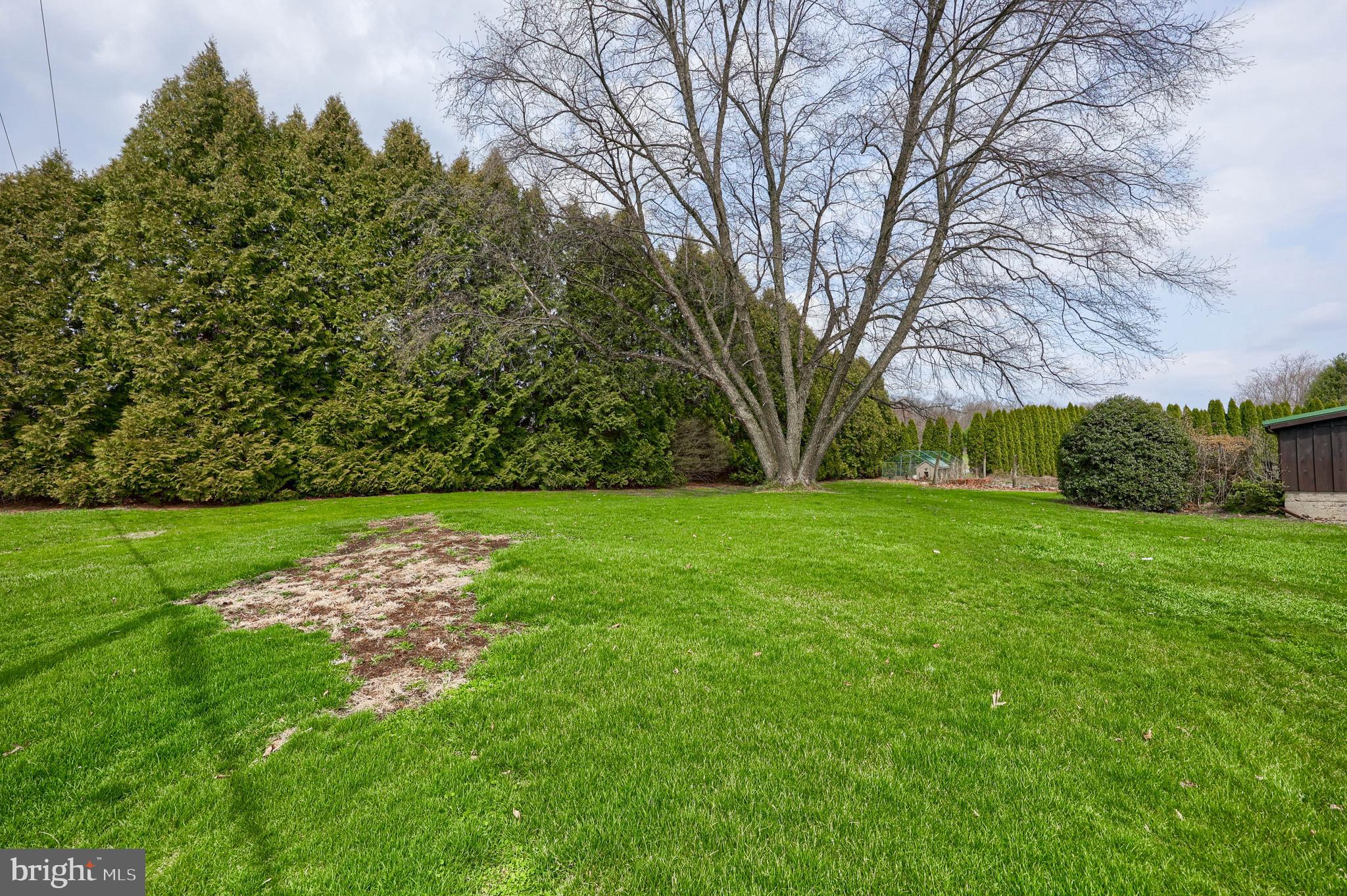 BREEZY MEADOWS - Residential