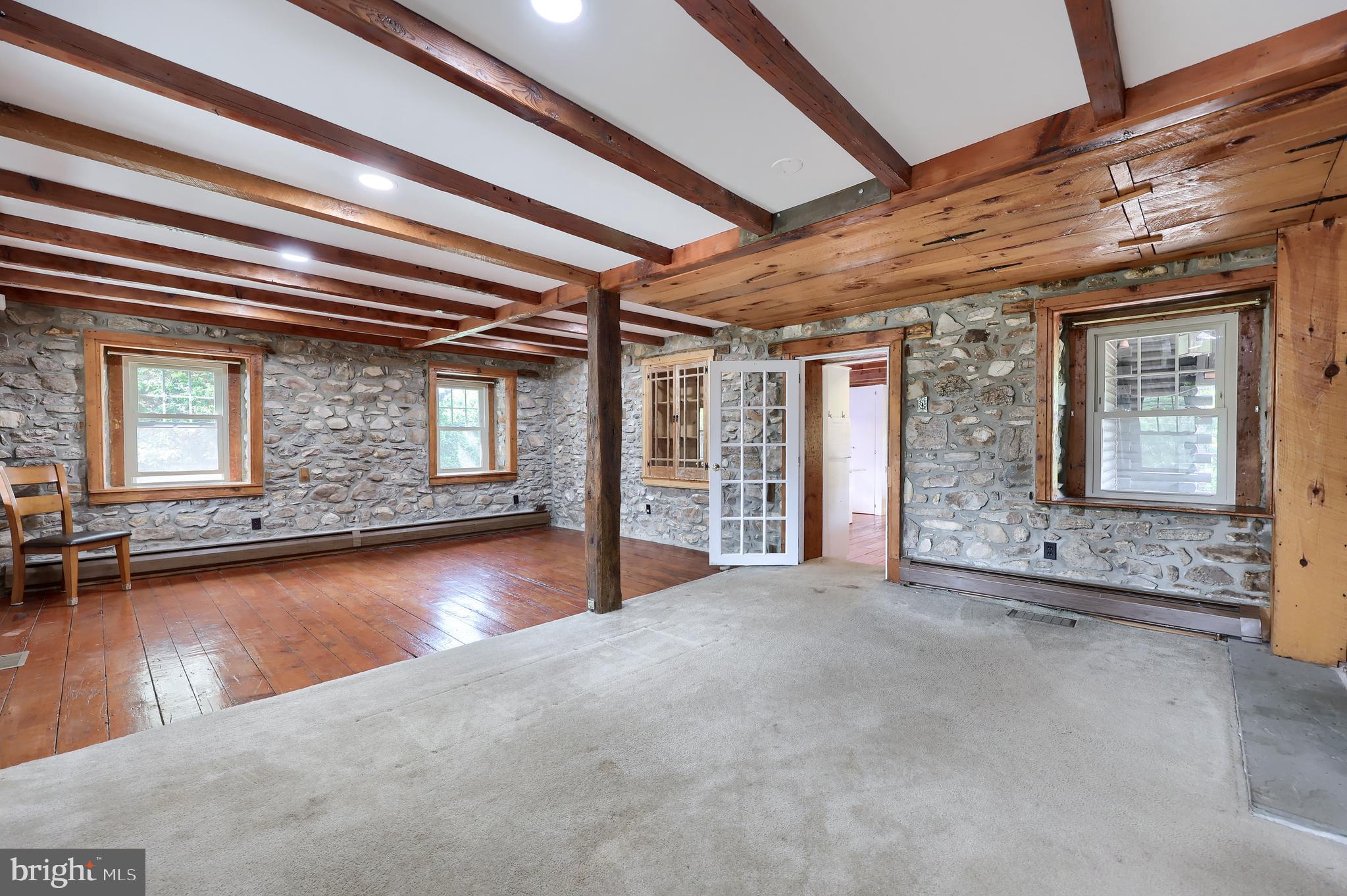 BREEZY MEADOWS - Residential