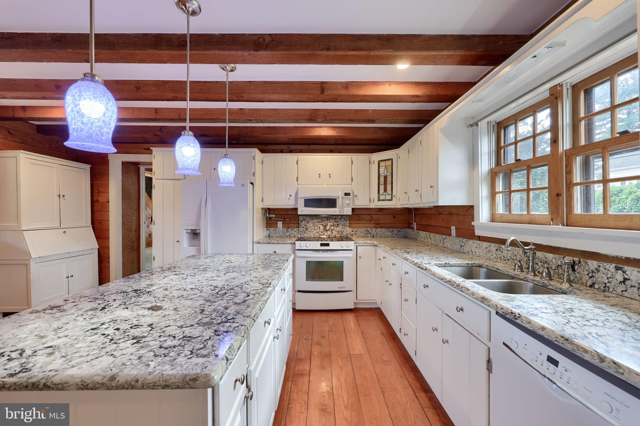 BREEZY MEADOWS - Residential