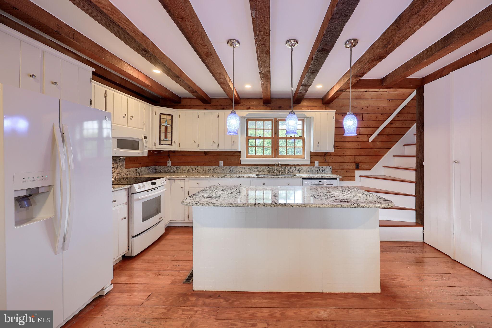 BREEZY MEADOWS - Residential