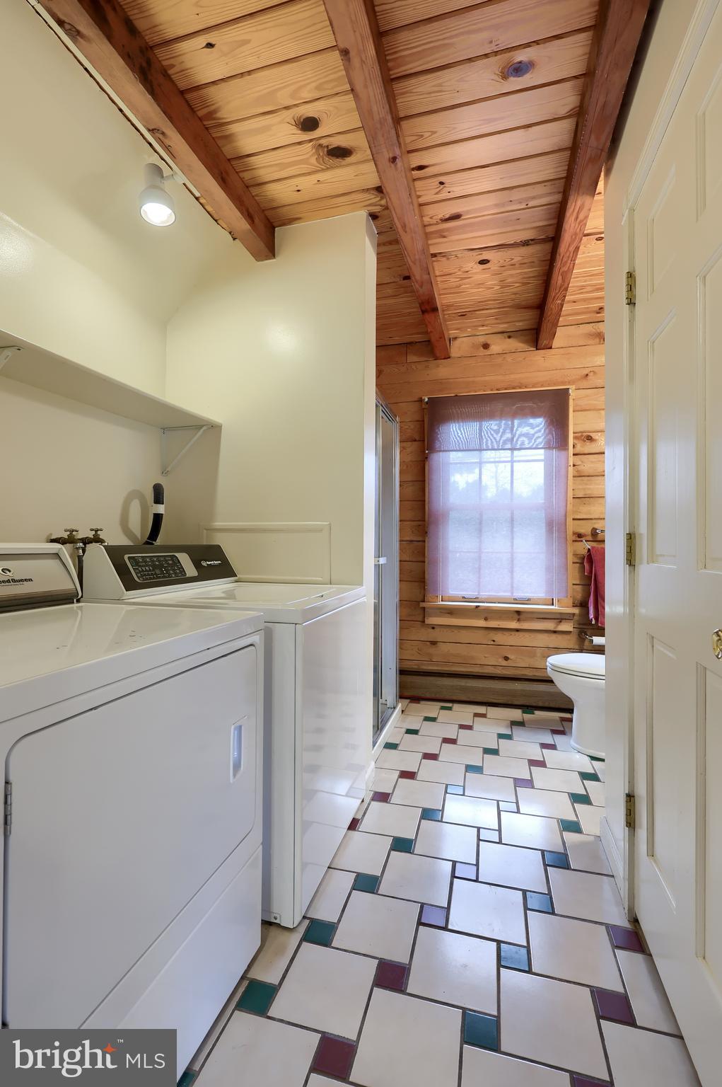 BREEZY MEADOWS - Residential