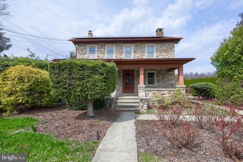 Homes For Sale - 100 Seyler Road<br/> Berks County, FLEETWOOD, PA 19522