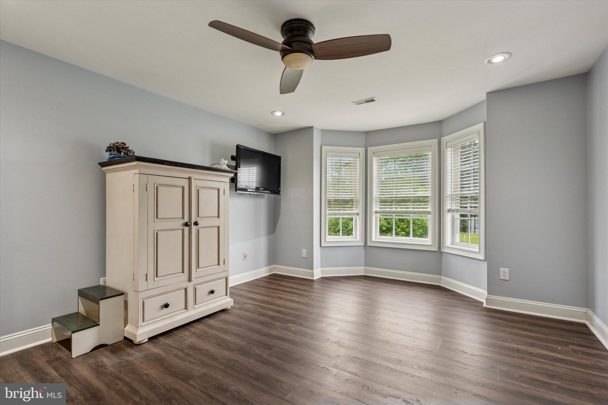 WOODS AT NORTHAMPTON - Residential