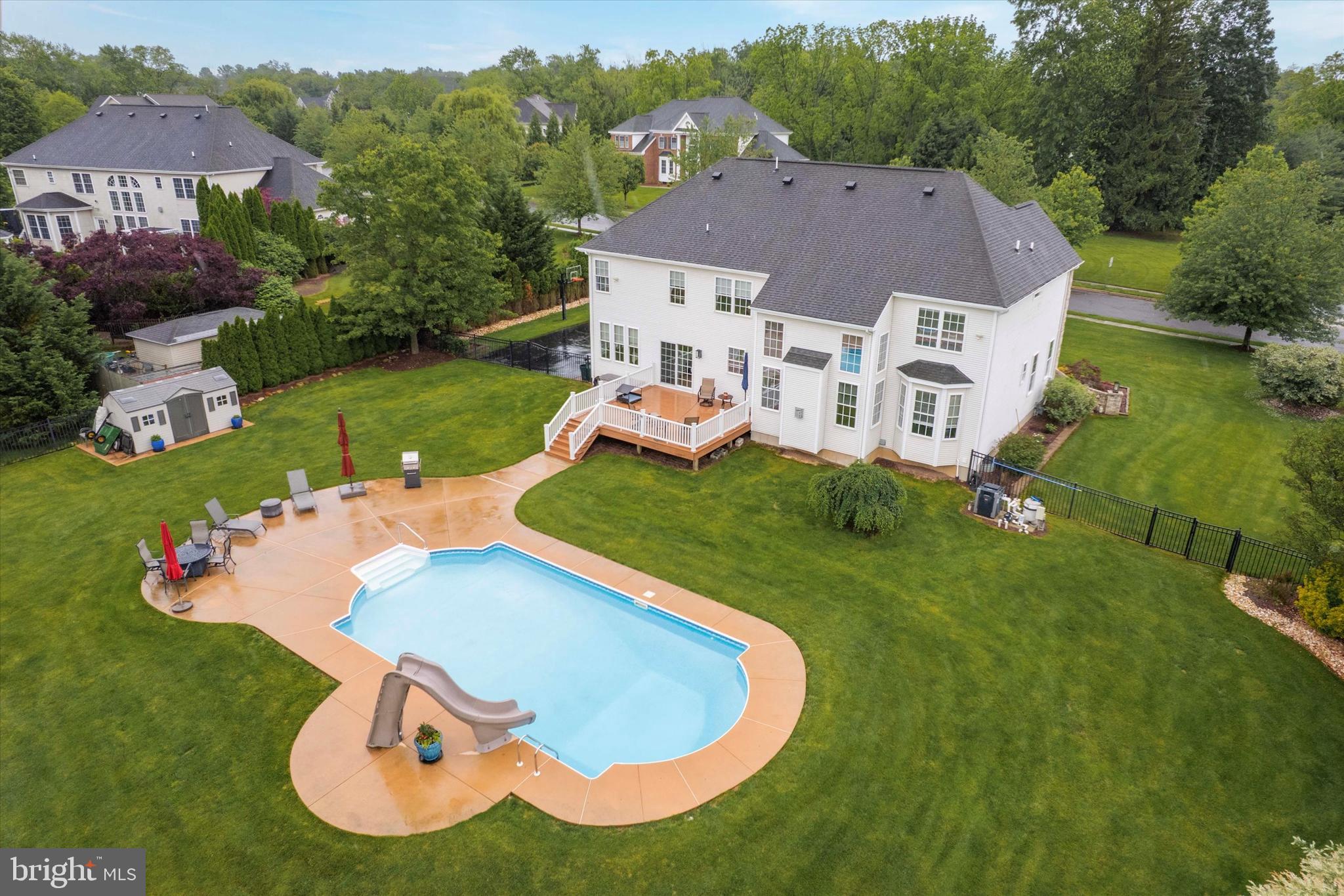 WOODS AT NORTHAMPTON - Residential