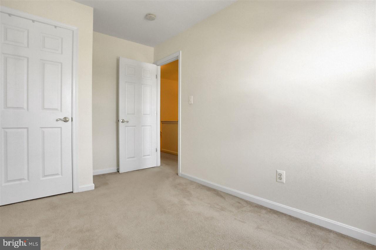 PEACEFIELDS - Residential