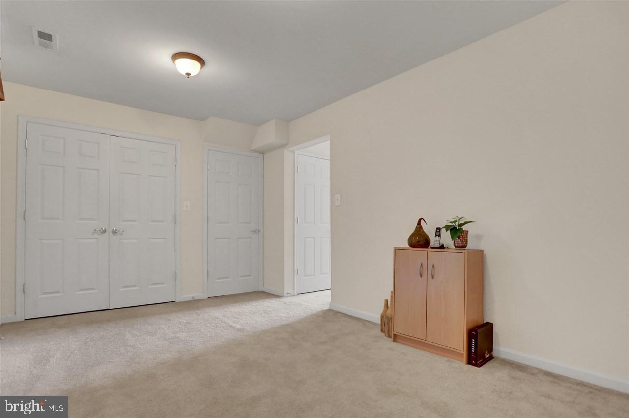 PEACEFIELDS - Residential