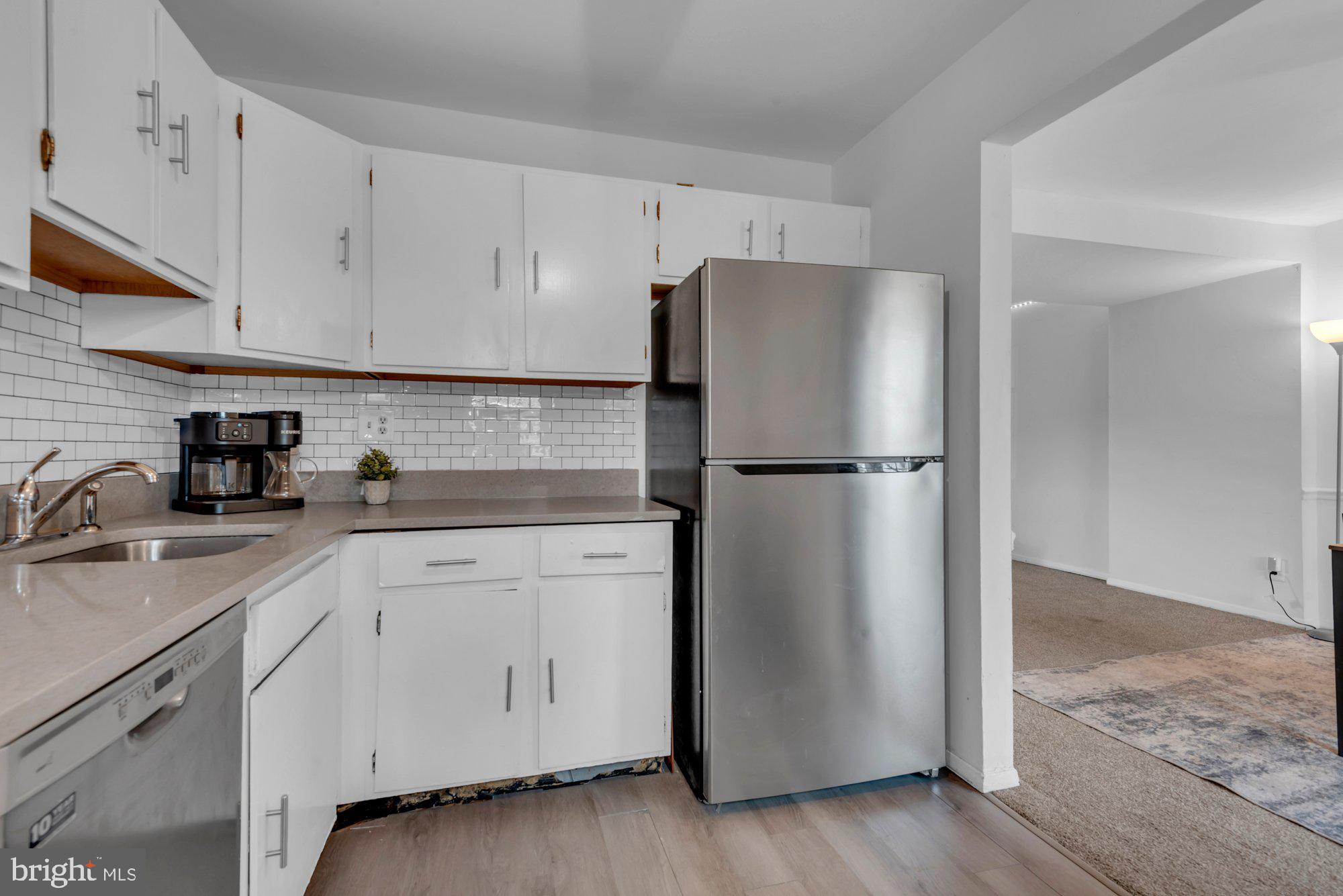 ELIZABETHS LANDING - Residential