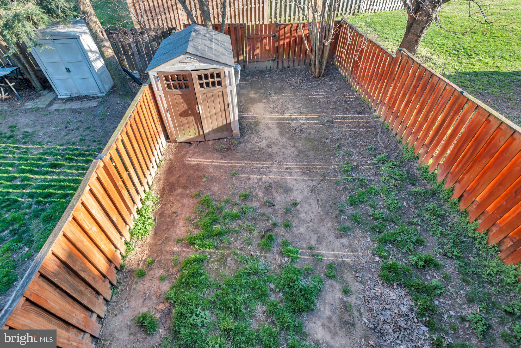 ELIZABETHS LANDING - Residential