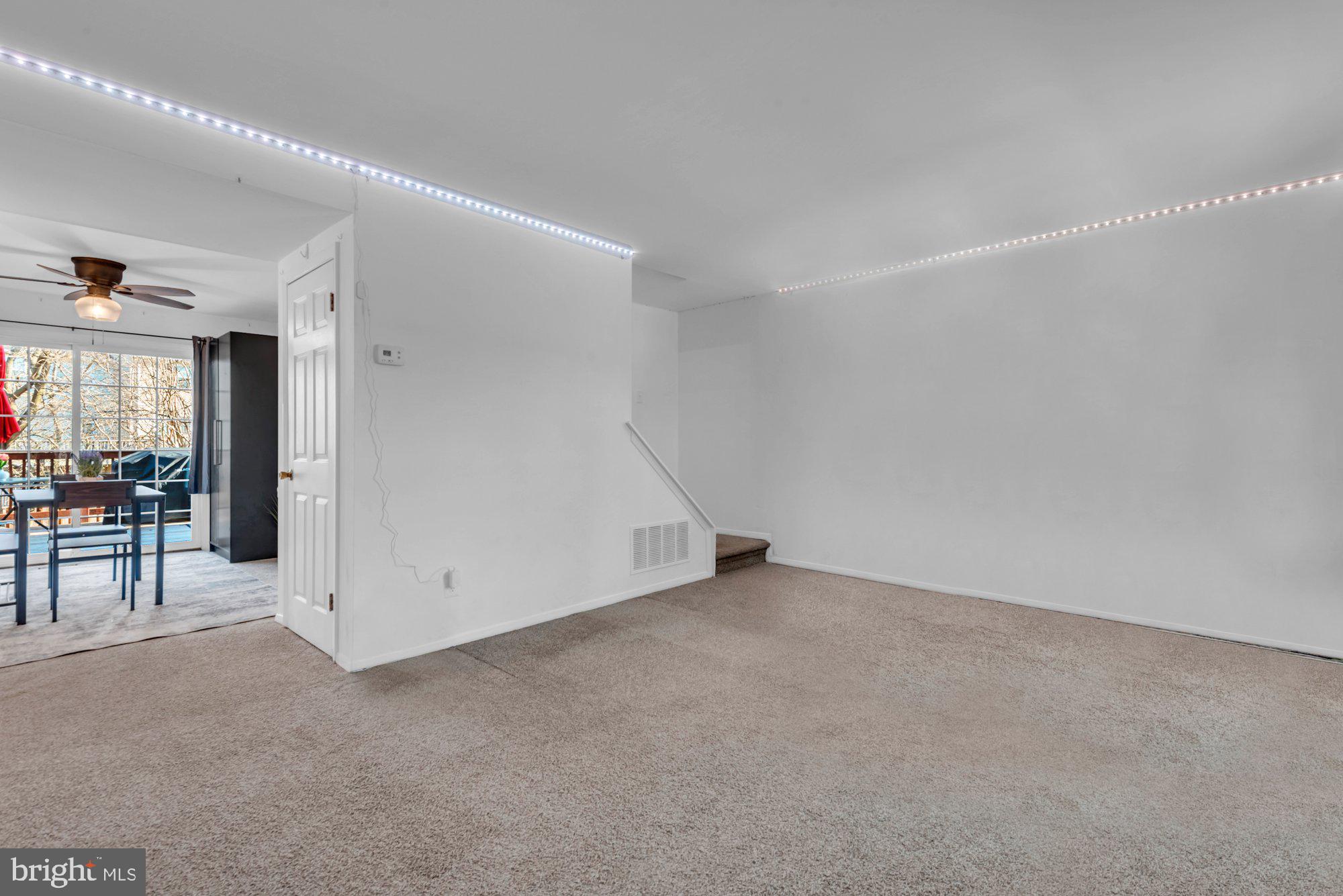 ELIZABETHS LANDING - Residential