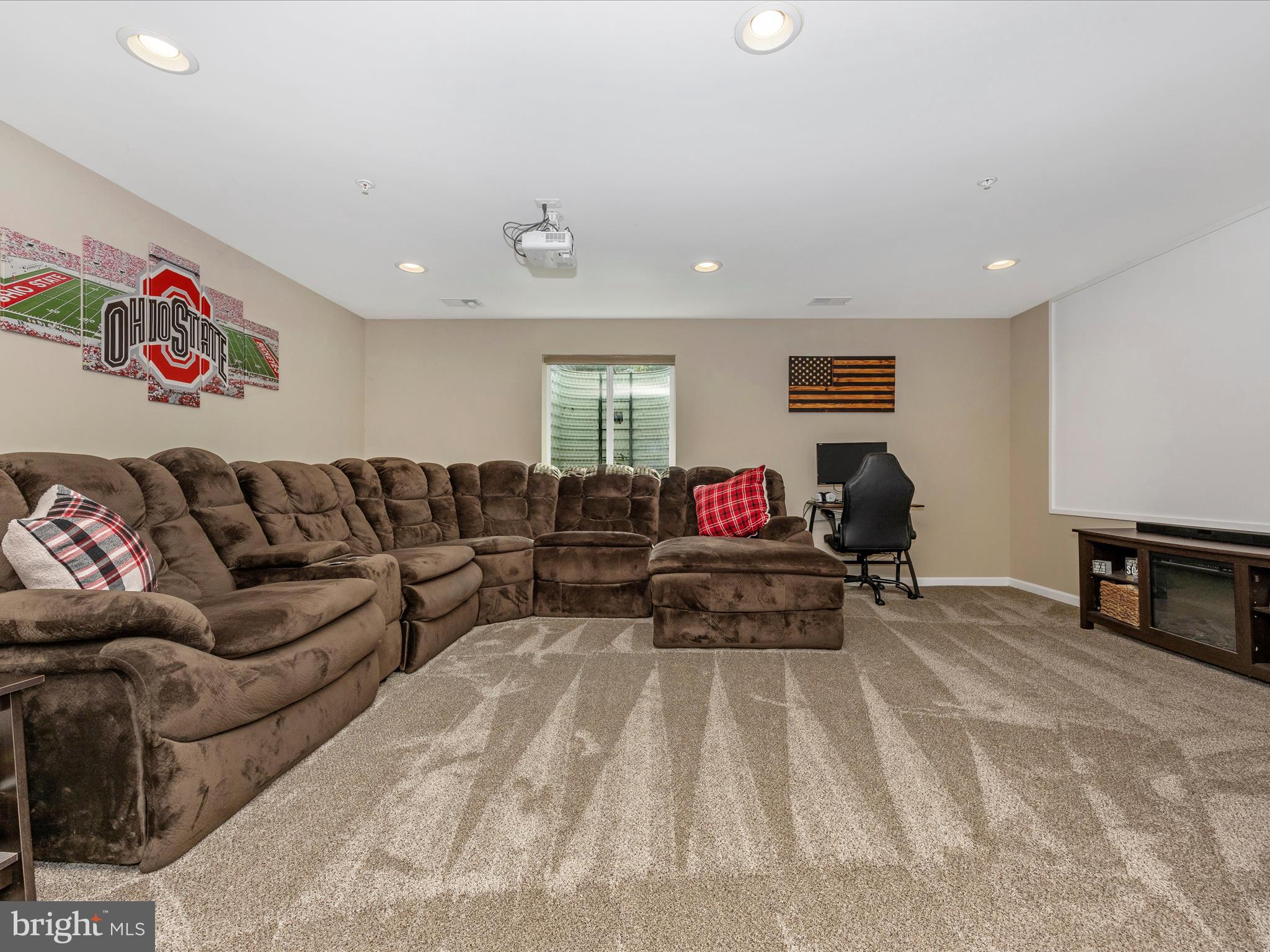 HOLLY RIDGE - Residential