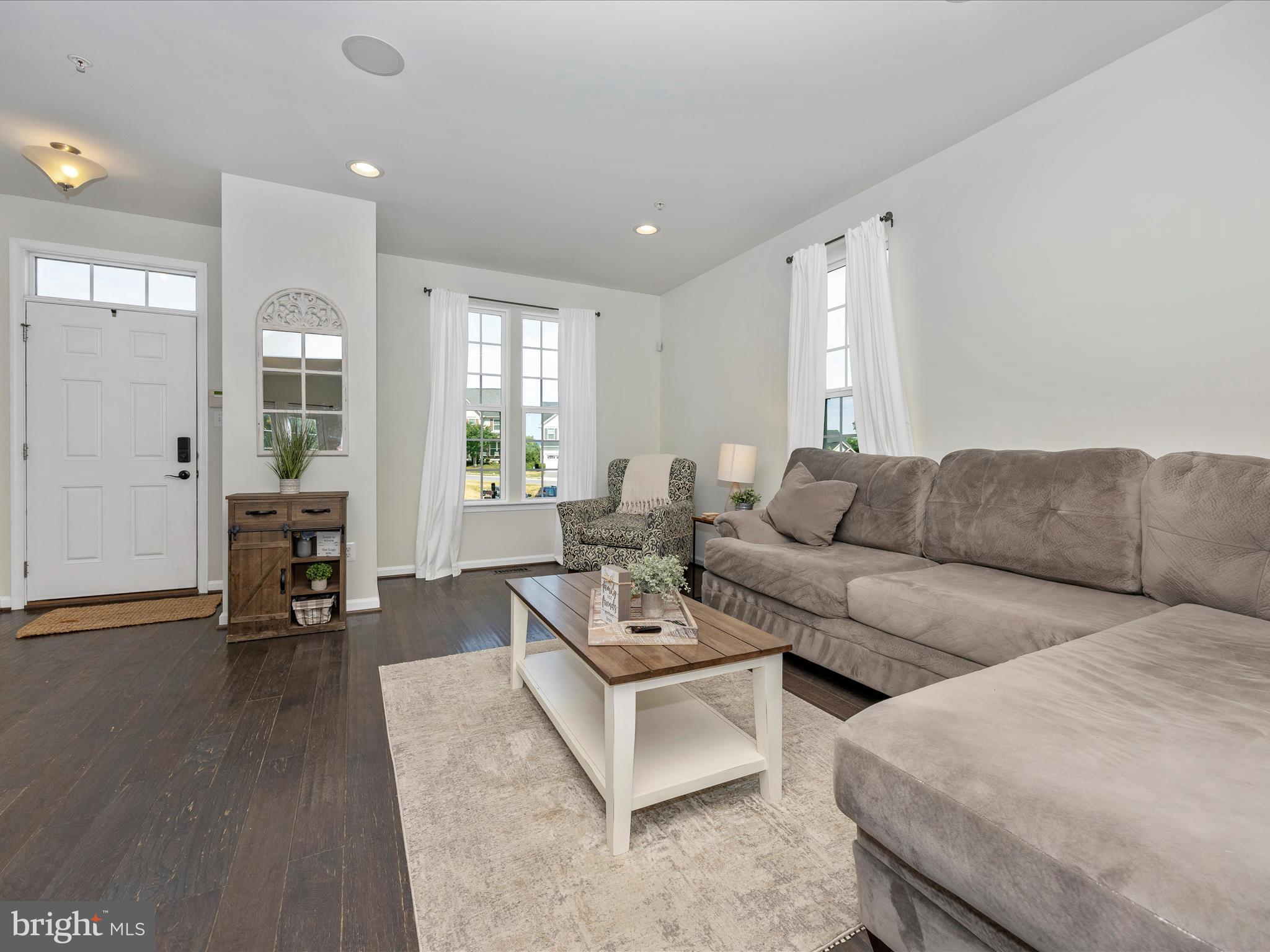 HOLLY RIDGE - Residential