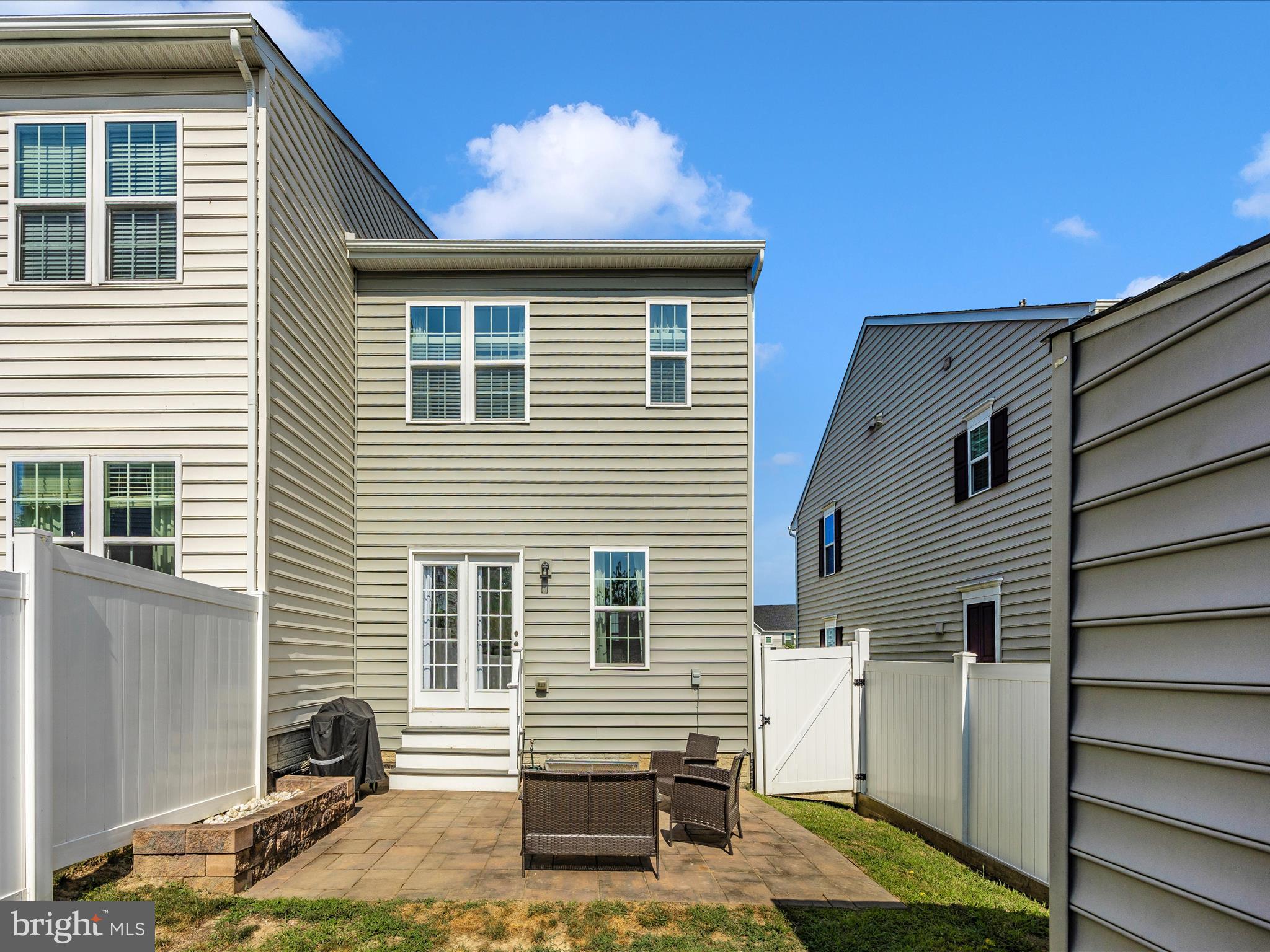 HOLLY RIDGE - Residential