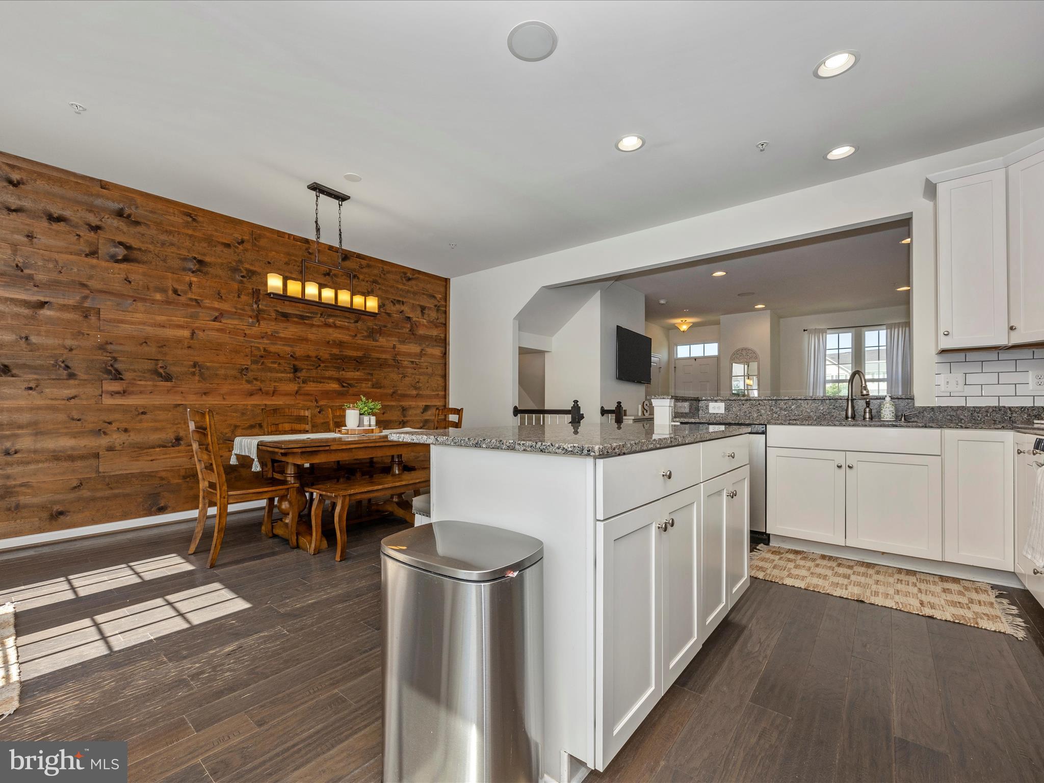 HOLLY RIDGE - Residential