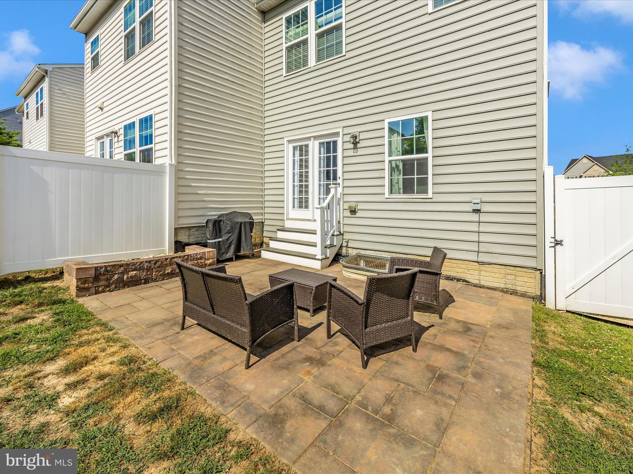 HOLLY RIDGE - Residential