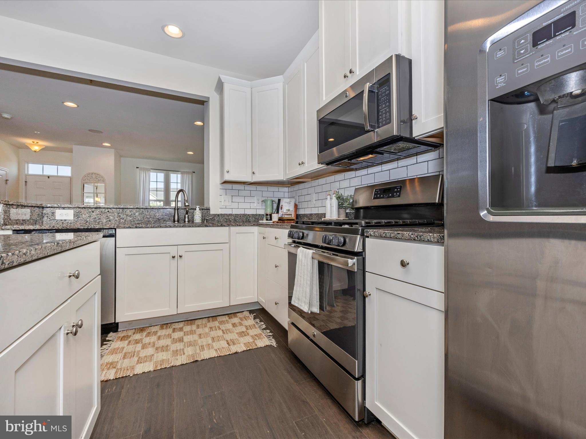 HOLLY RIDGE - Residential