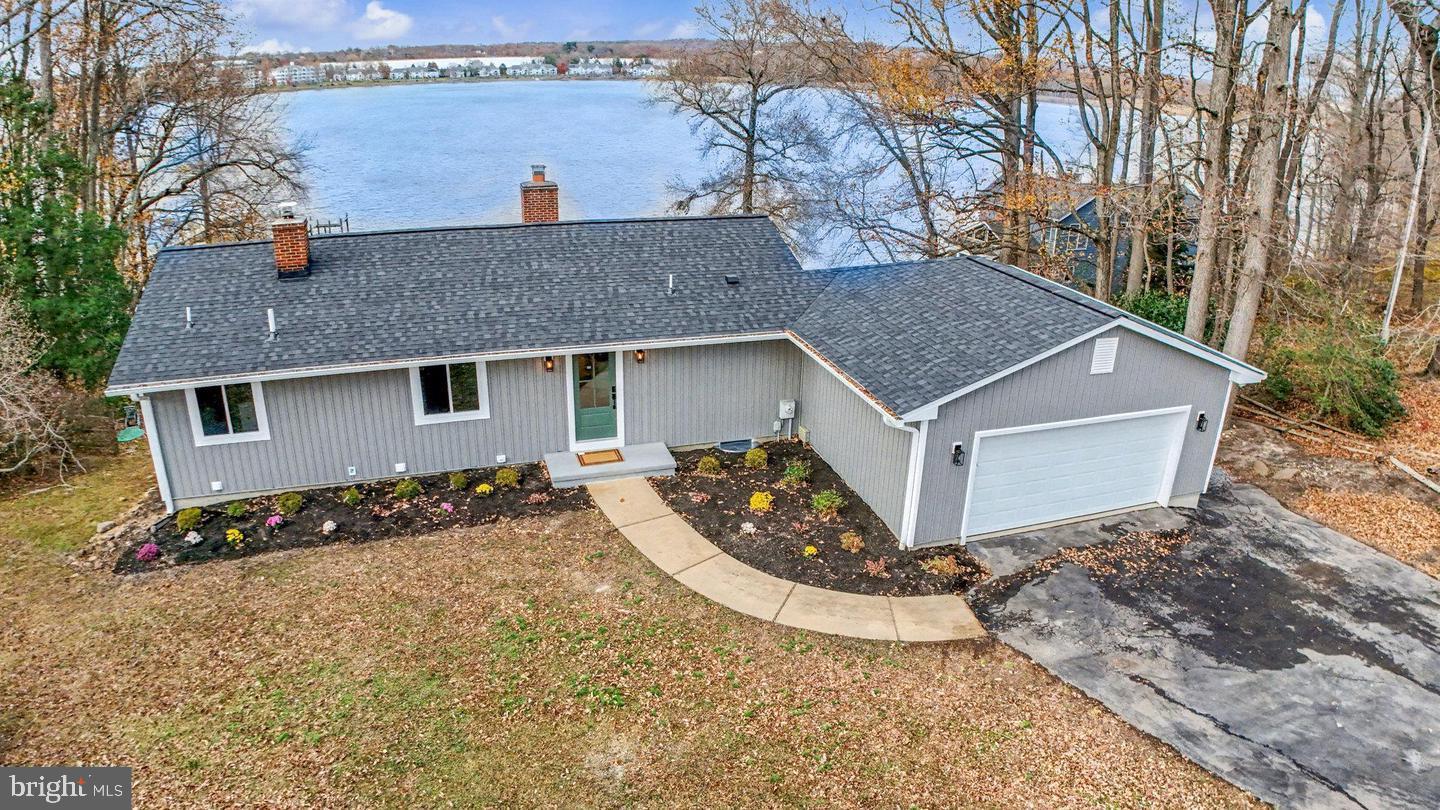 4 POPLAR GROVE AVENUE