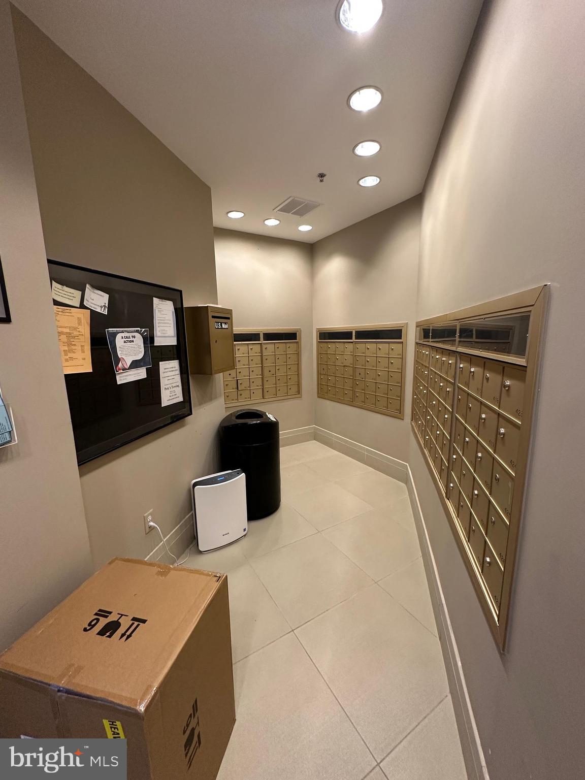 LILLIAN COURT AT TYSONS - Residential