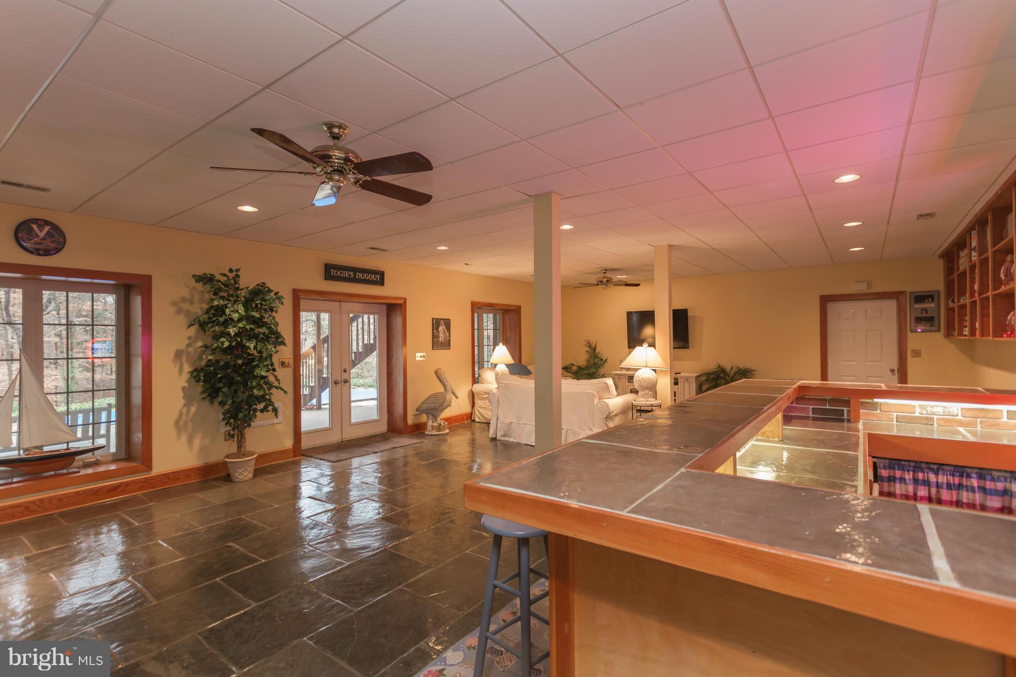 WOODLAWN - Residential