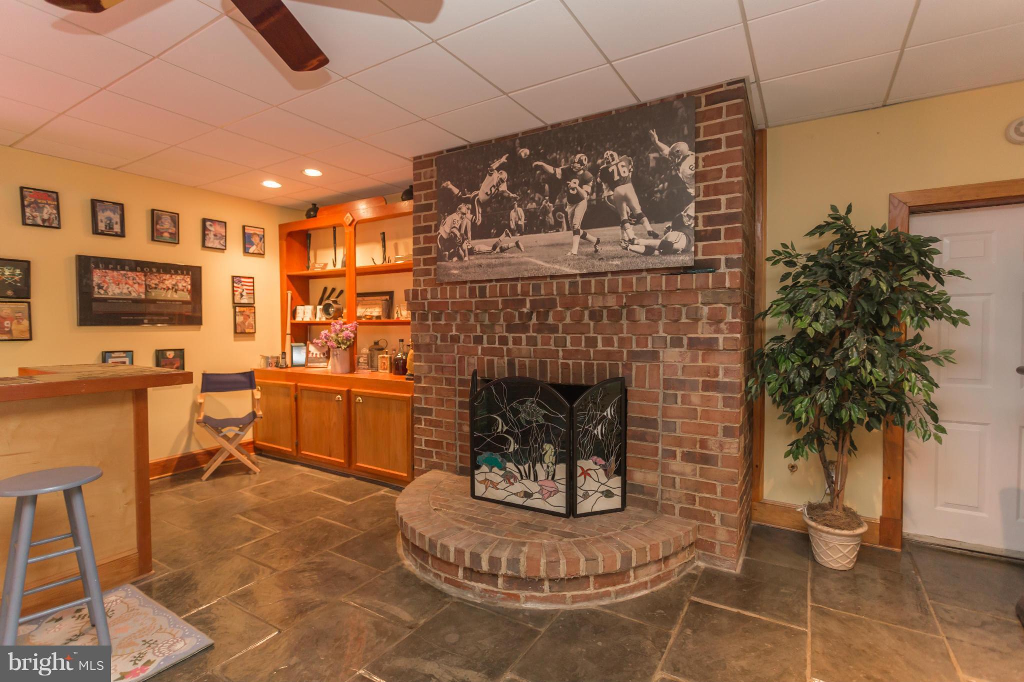 WOODLAWN - Residential