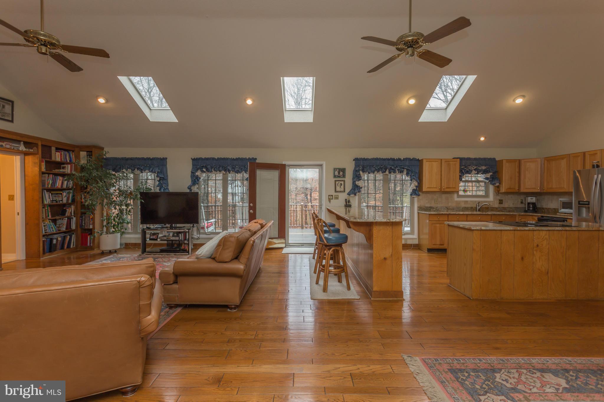 WOODLAWN - Residential