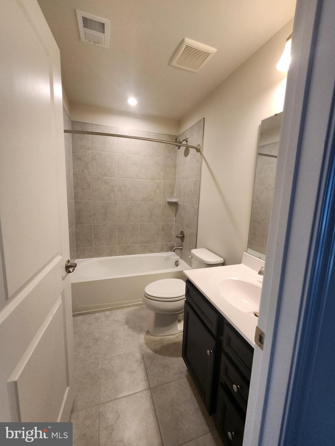 ANCHOR POINT - Residential Lease