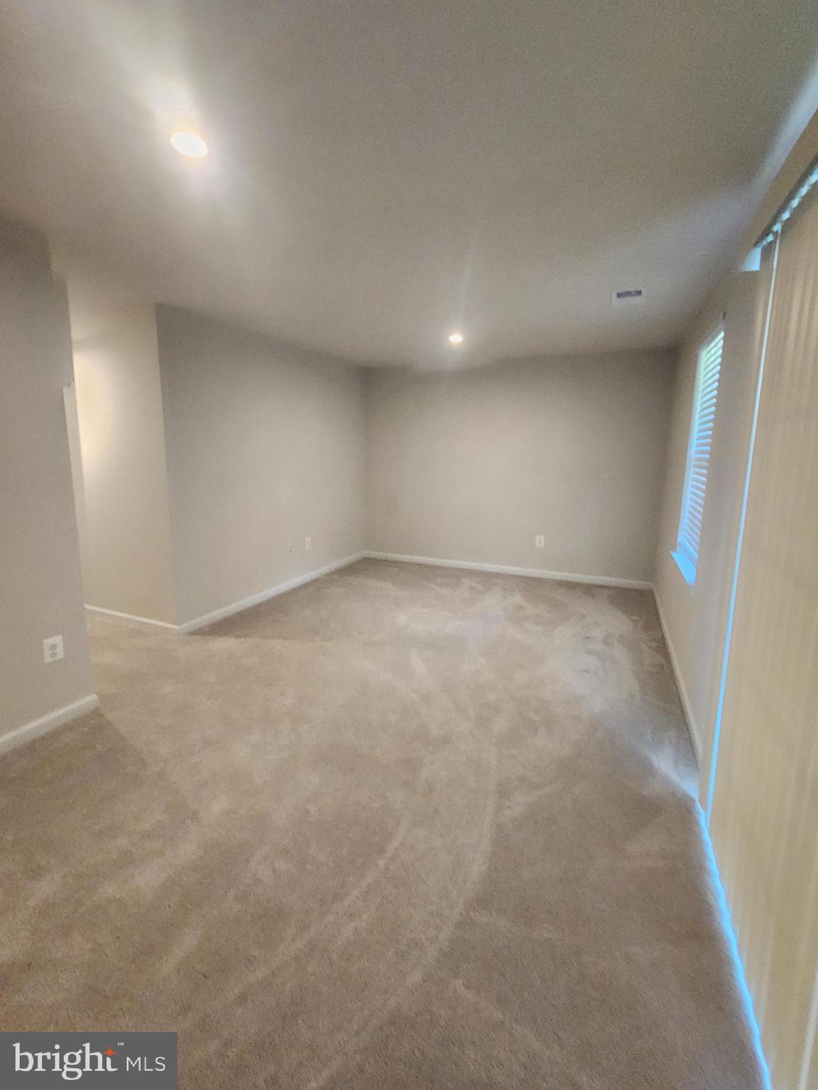 ANCHOR POINT - Residential Lease