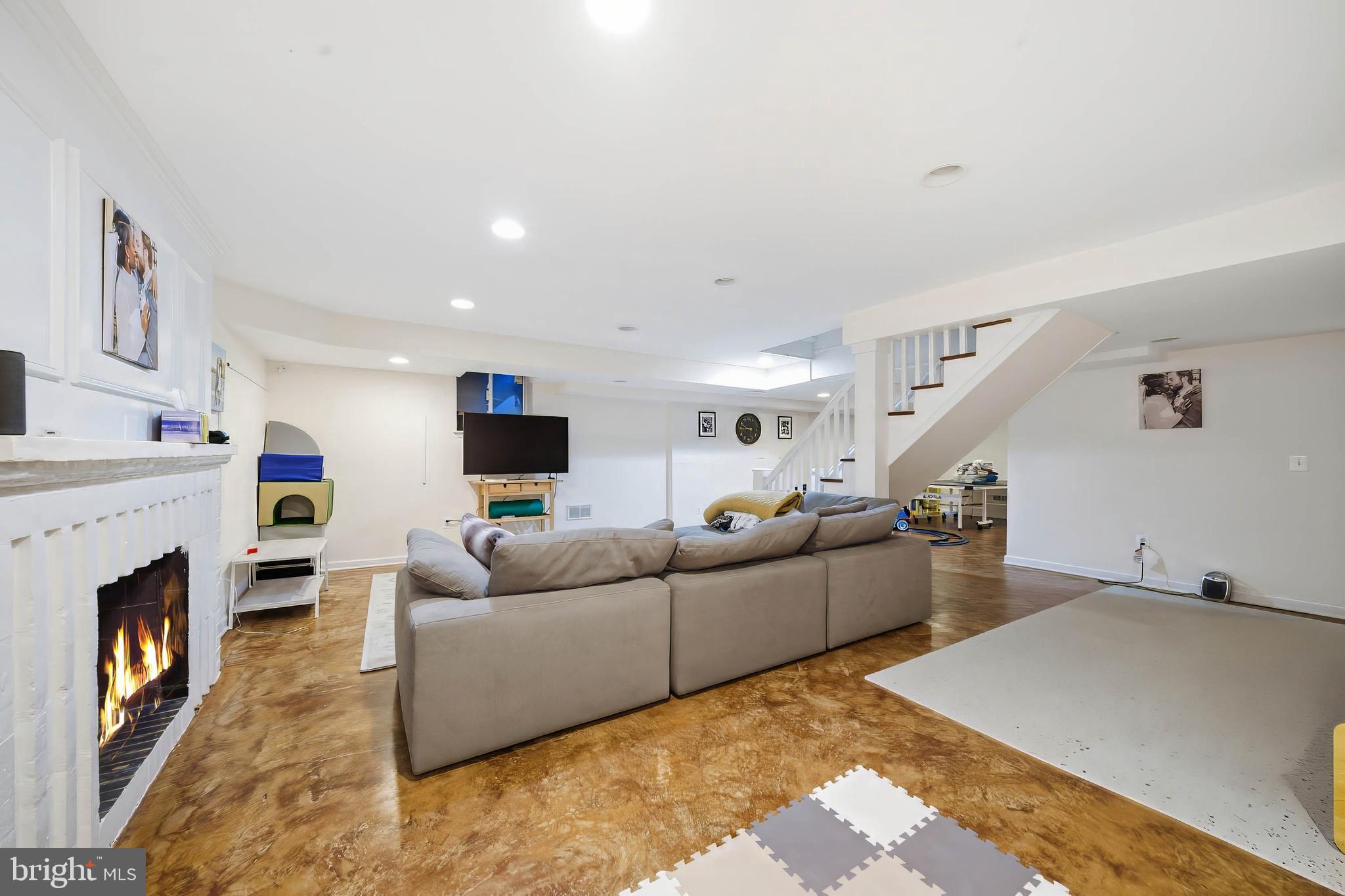 GUILFORD - Residential