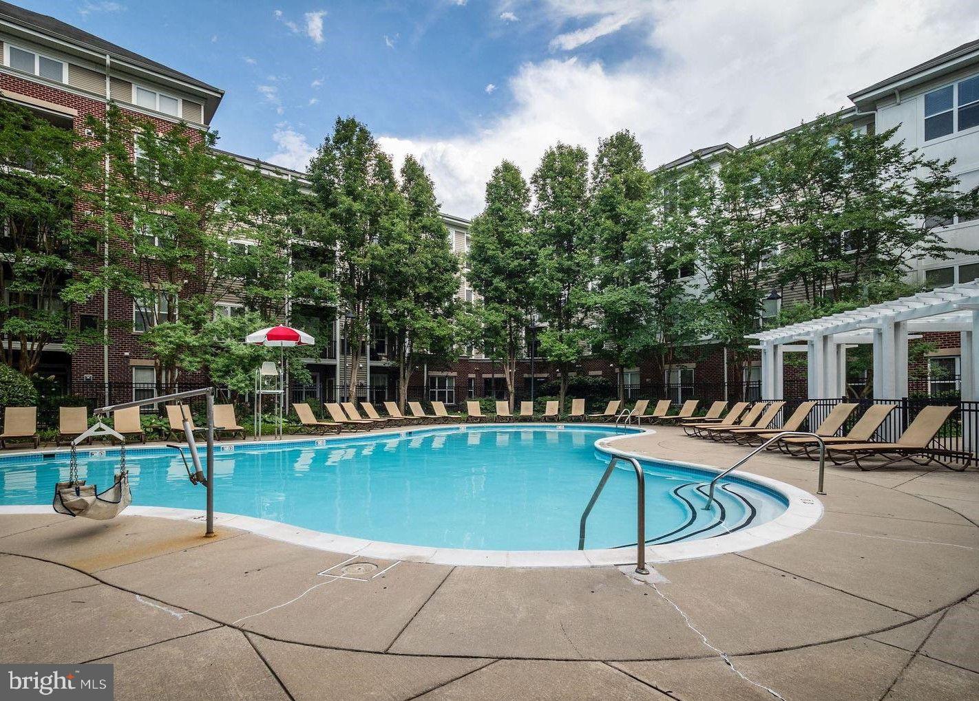 STRATHMORE PARK - Residential