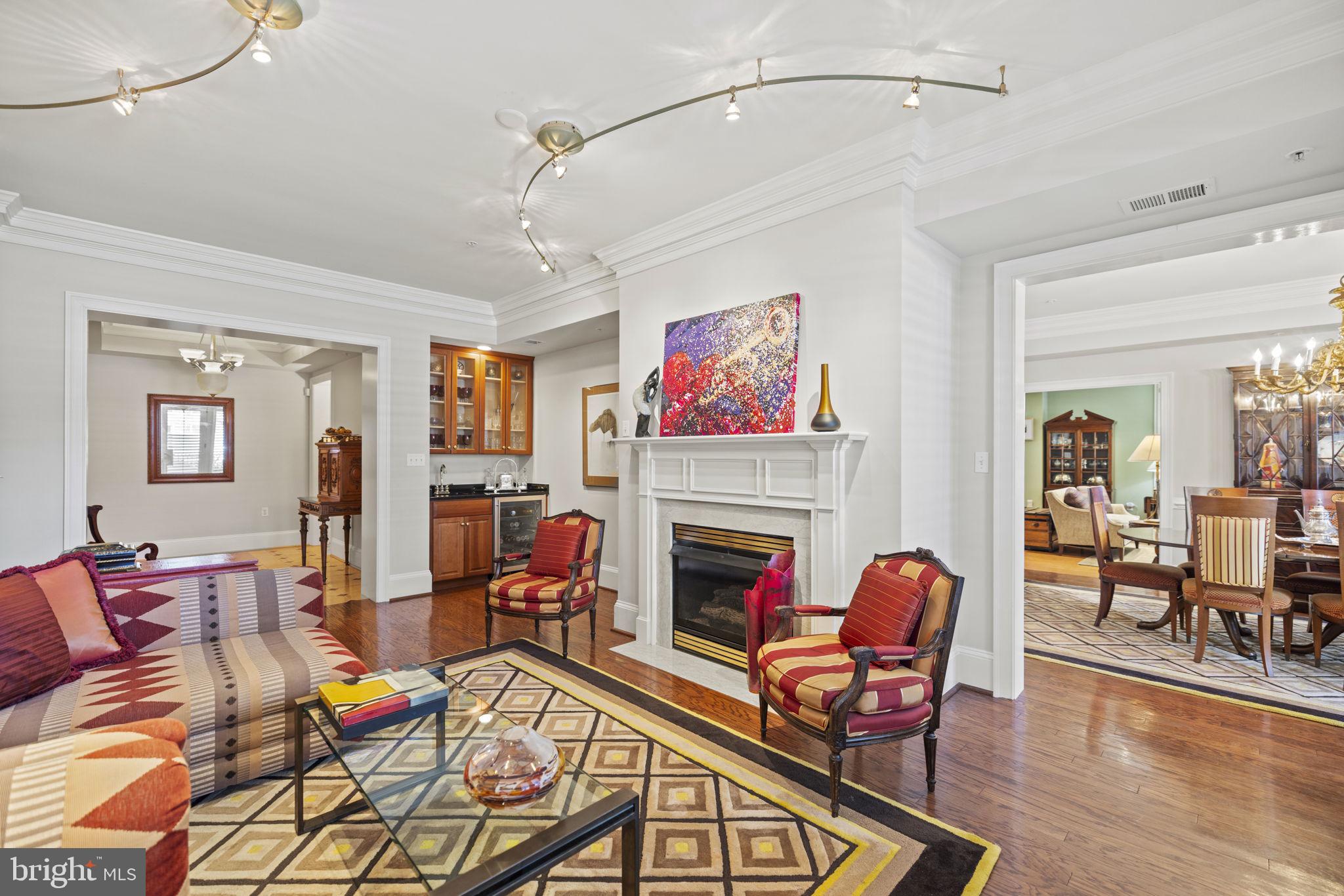 STRATHMORE PARK - Residential