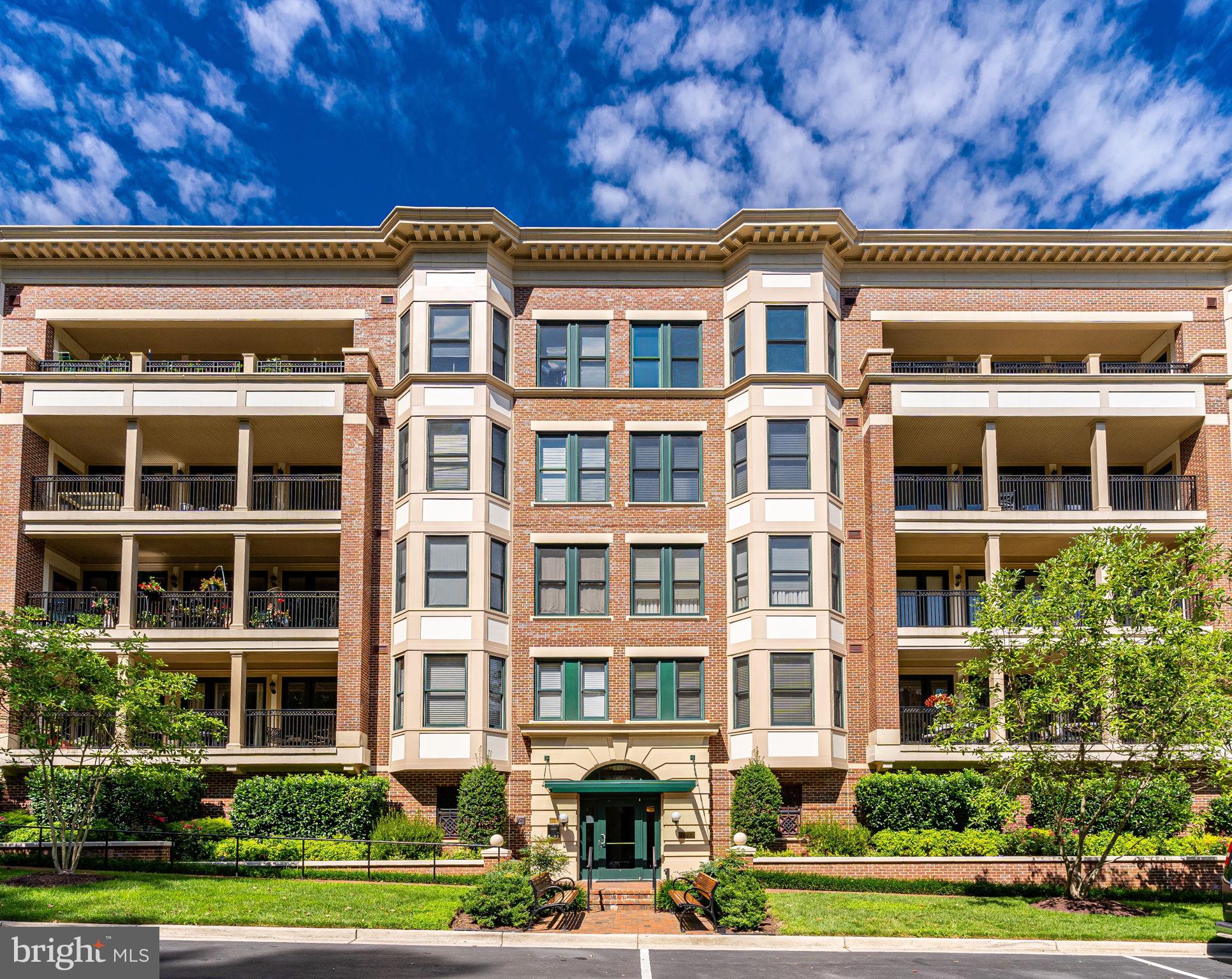 STRATHMORE PARK - Residential