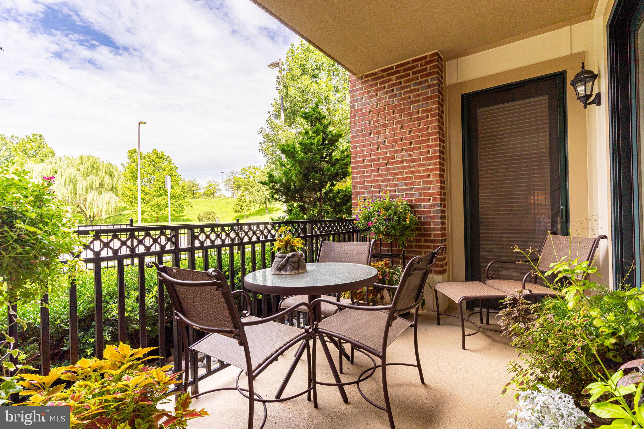 STRATHMORE PARK - Residential