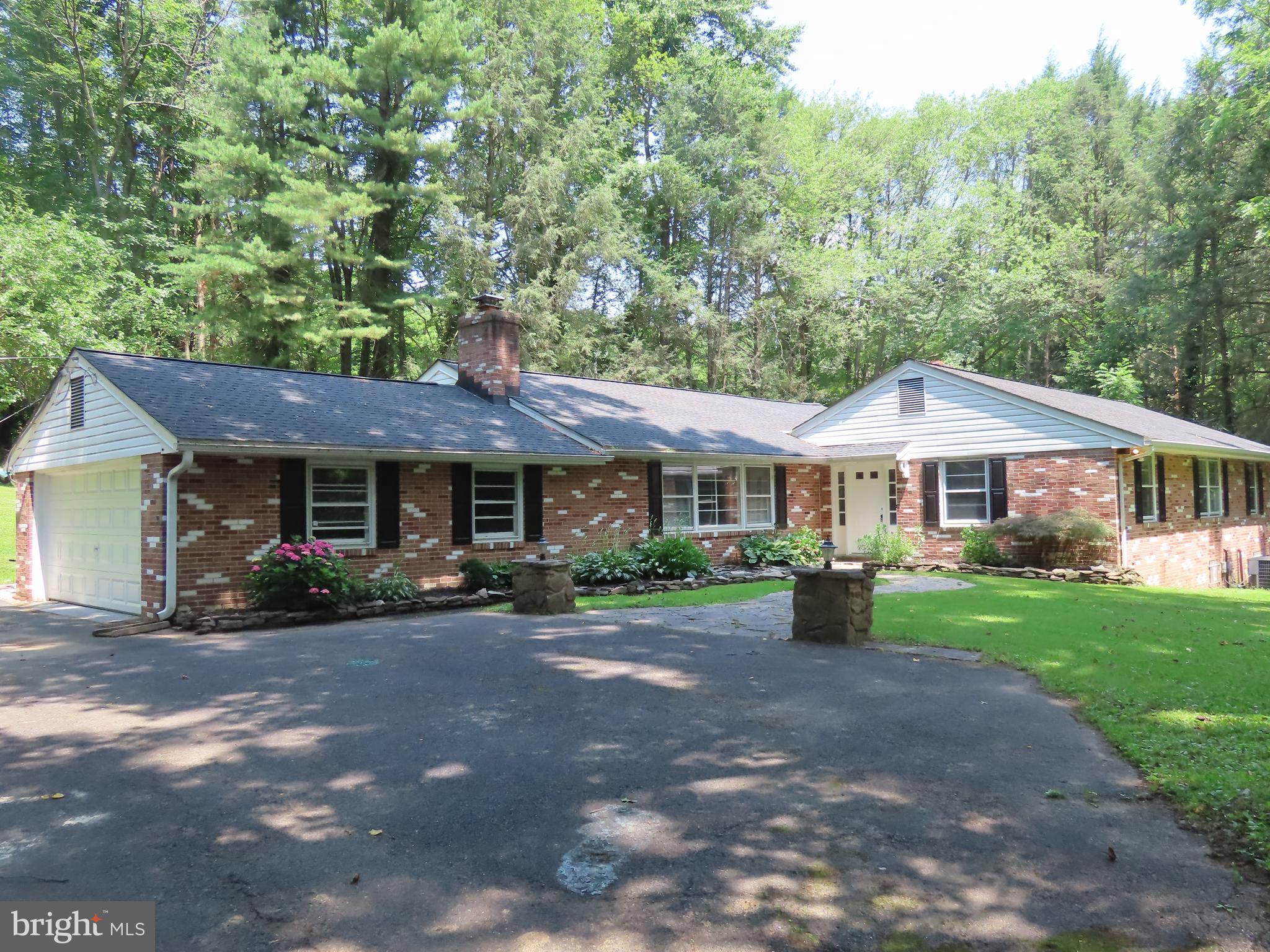 863 YORKLYN ROAD