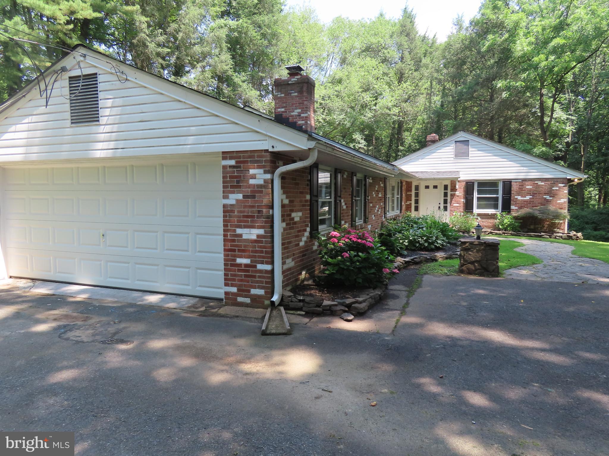 863 YORKLYN ROAD