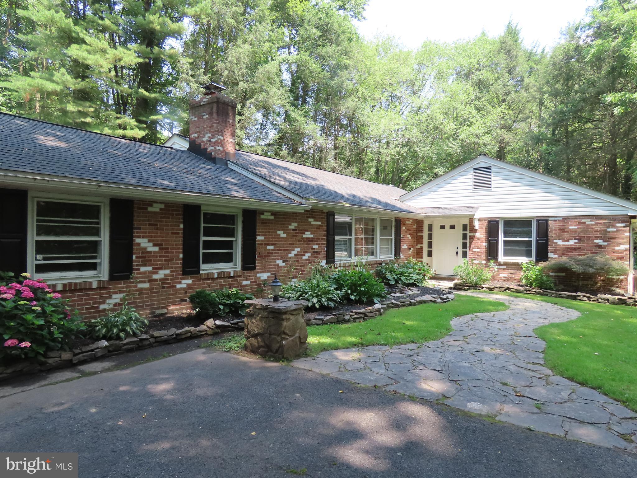 863 YORKLYN ROAD