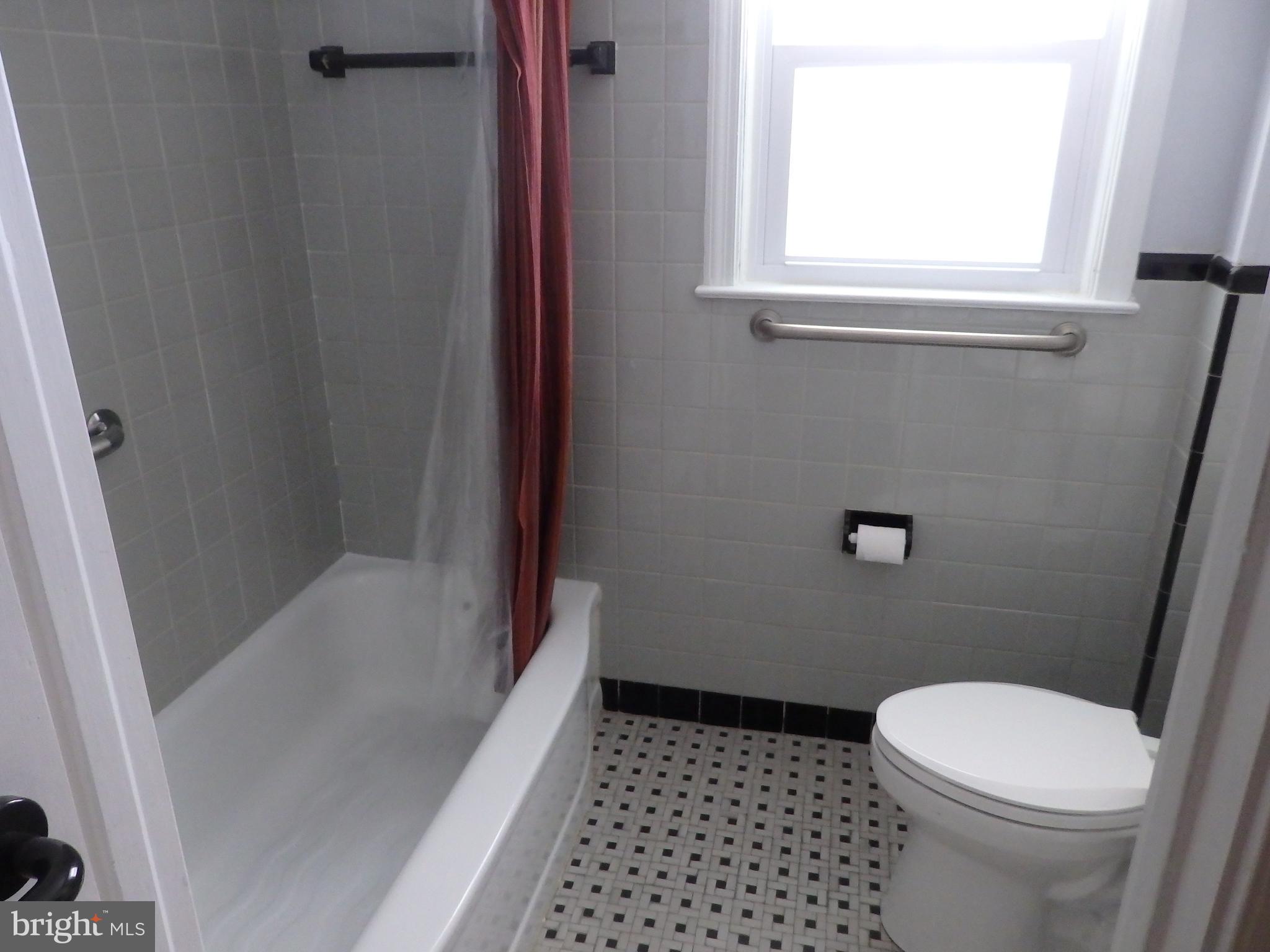 MANOA - Residential Lease