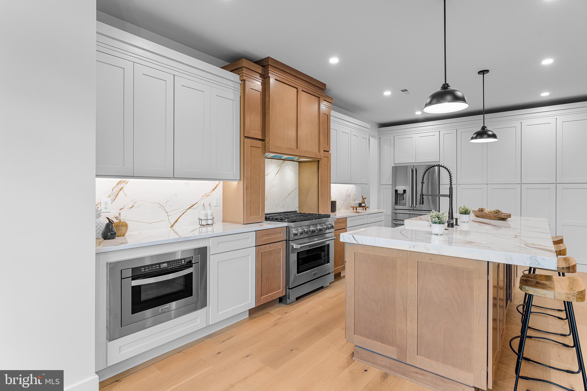 EVERGREEN FARMS - Residential