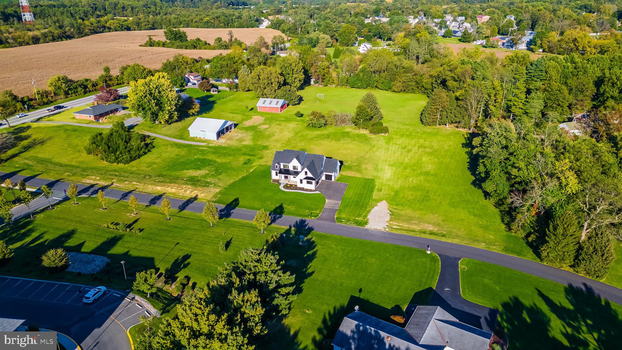 EVERGREEN FARMS - Residential