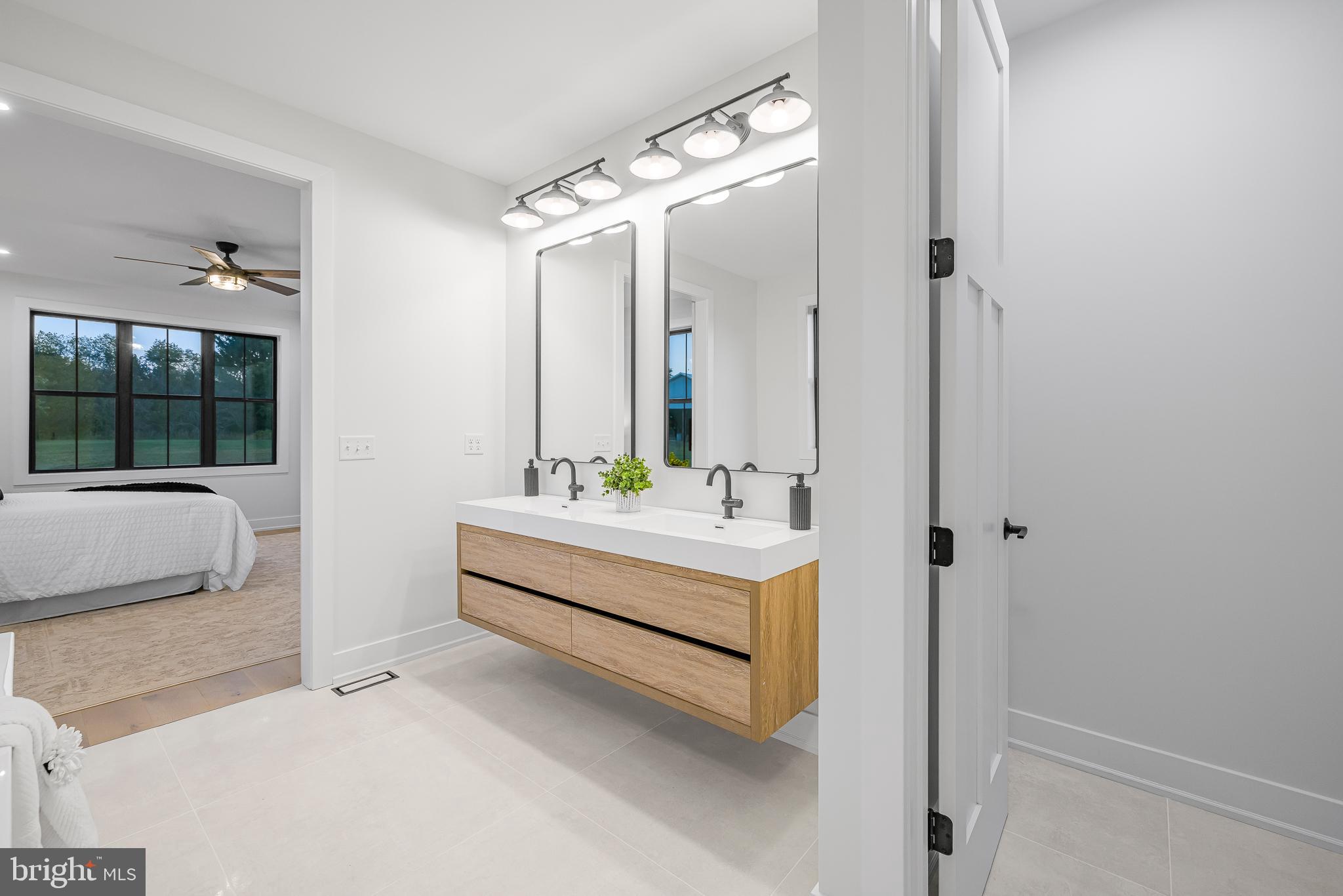 EVERGREEN FARMS - Residential