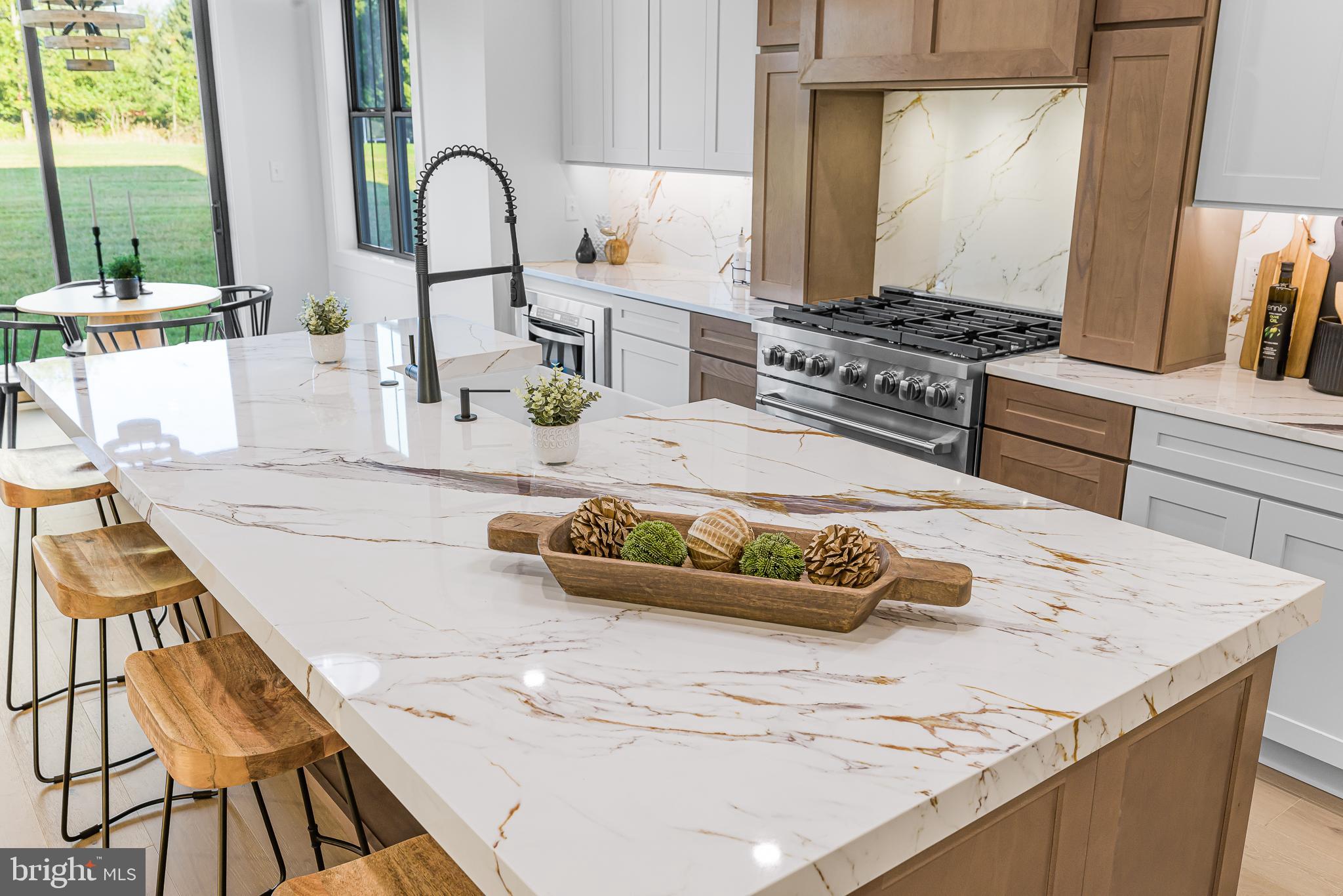 EVERGREEN FARMS - Residential