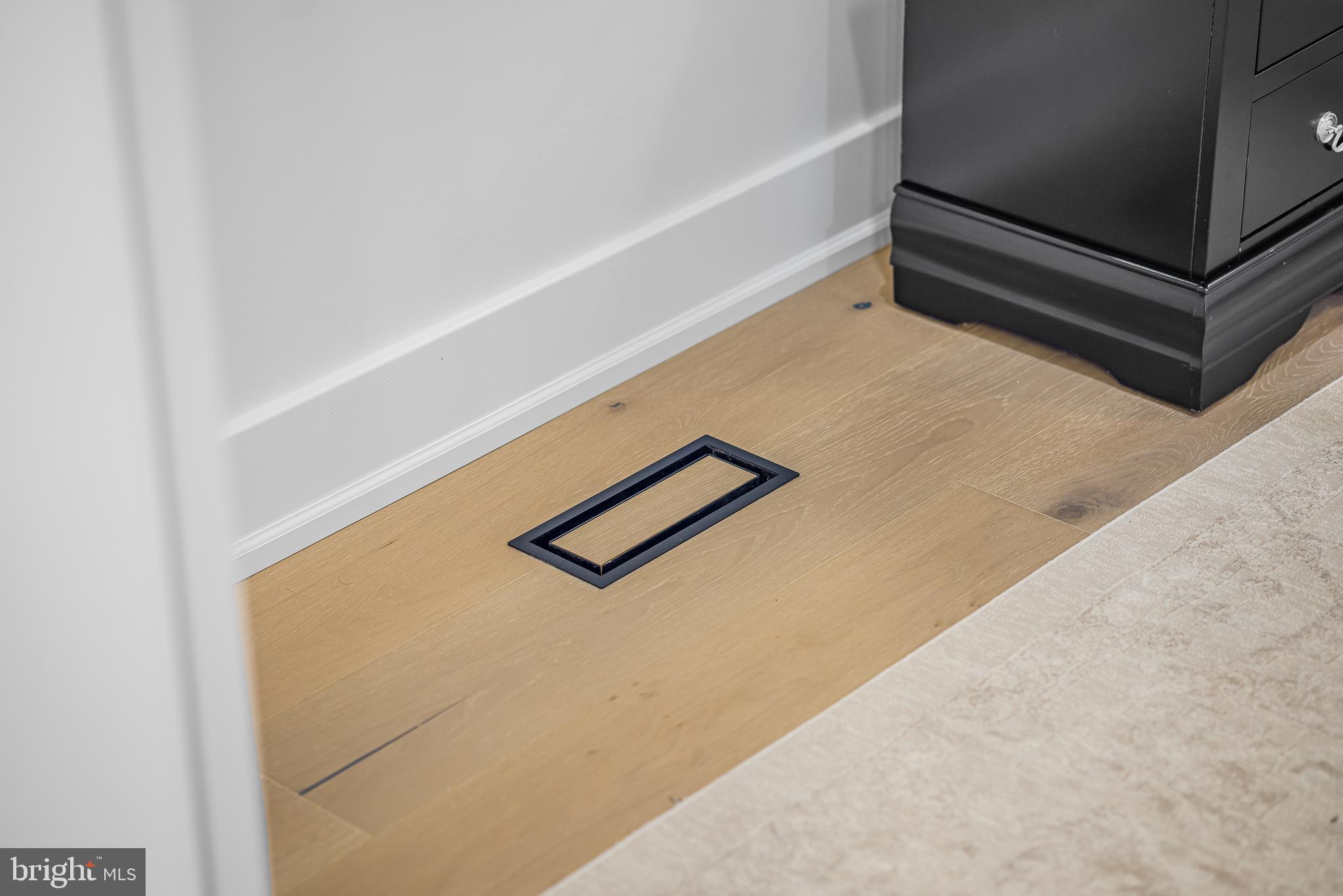 EVERGREEN FARMS - Residential