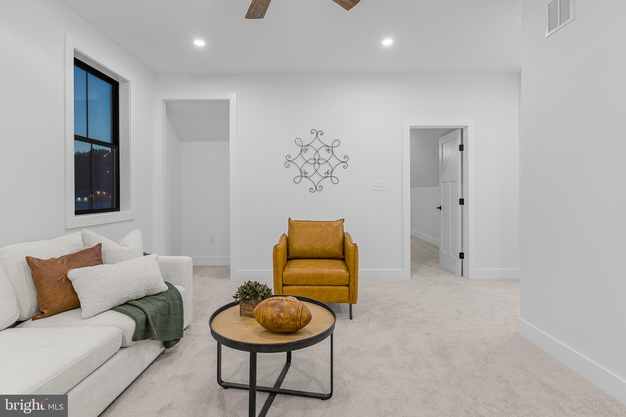 EVERGREEN FARMS - Residential