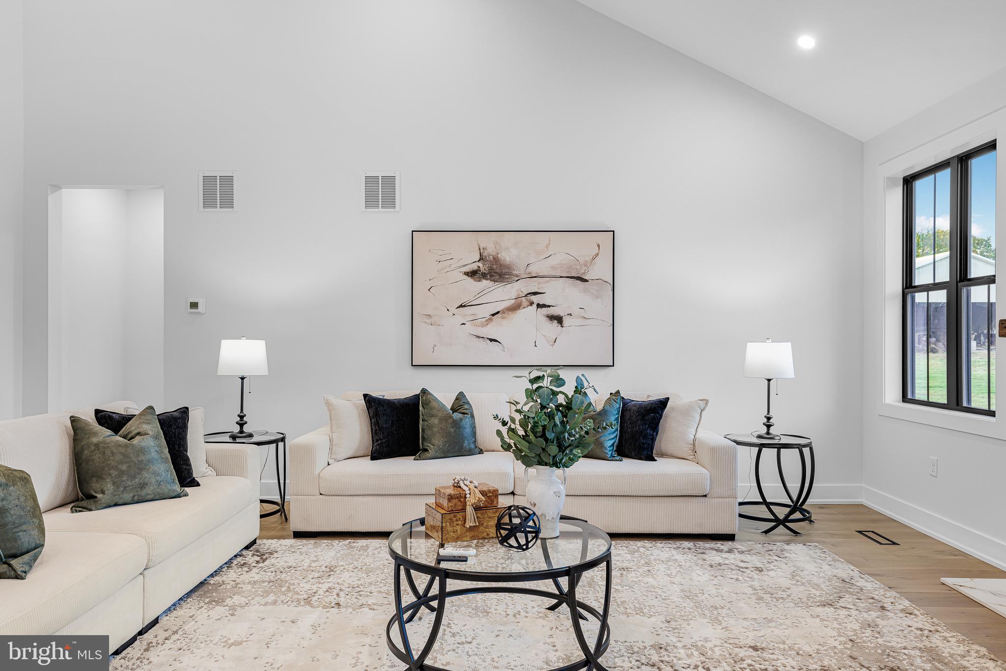 EVERGREEN FARMS - Residential