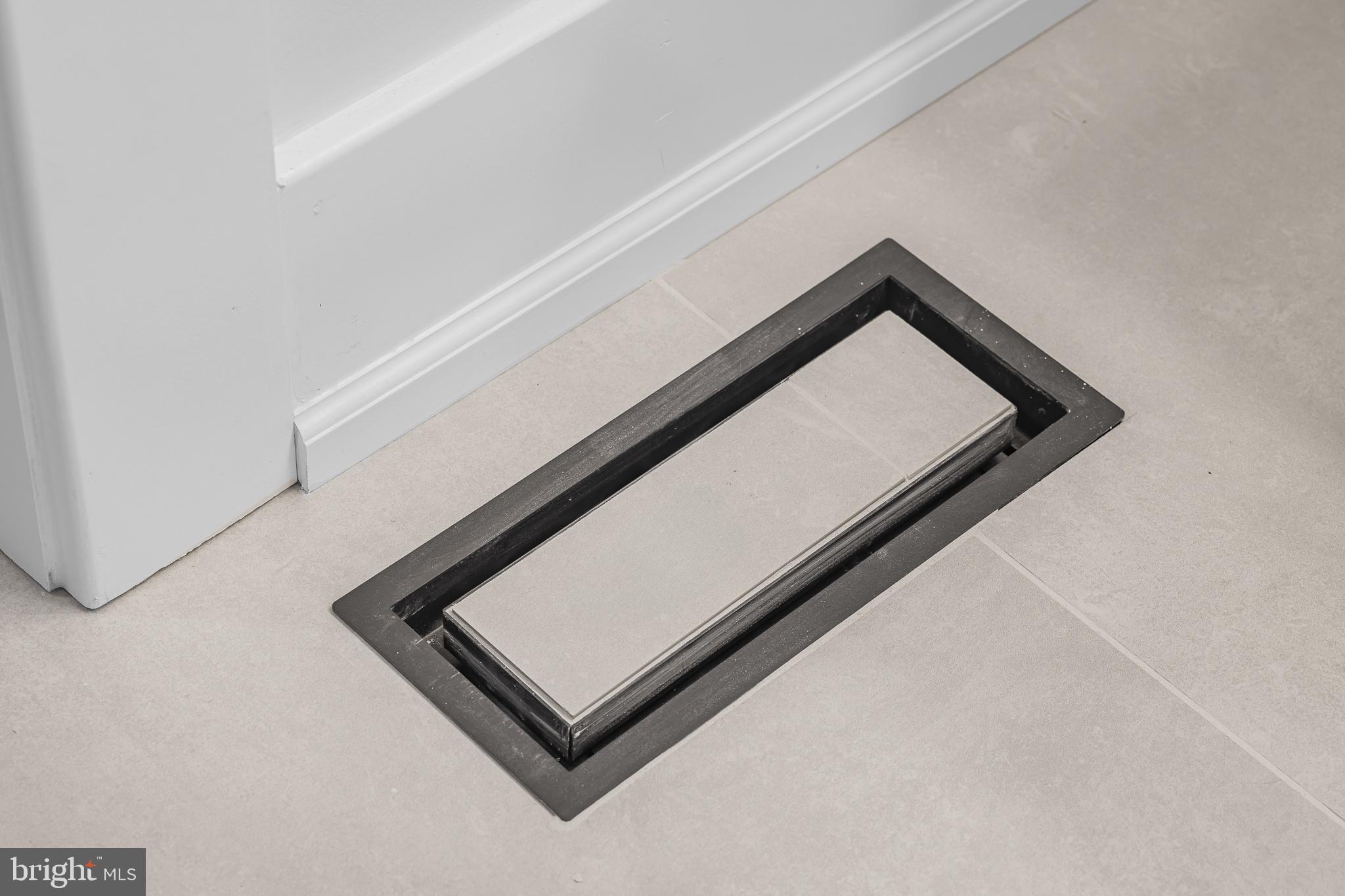 EVERGREEN FARMS - Residential