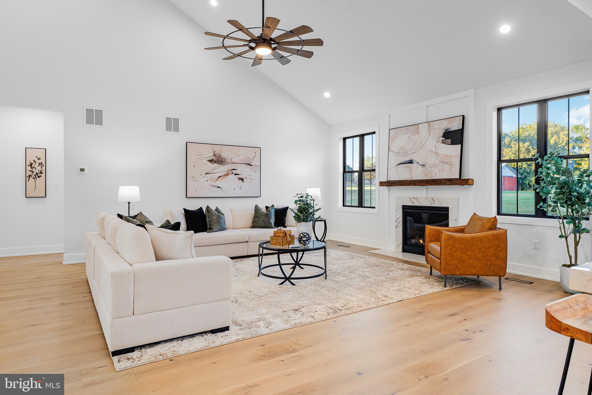 EVERGREEN FARMS - Residential